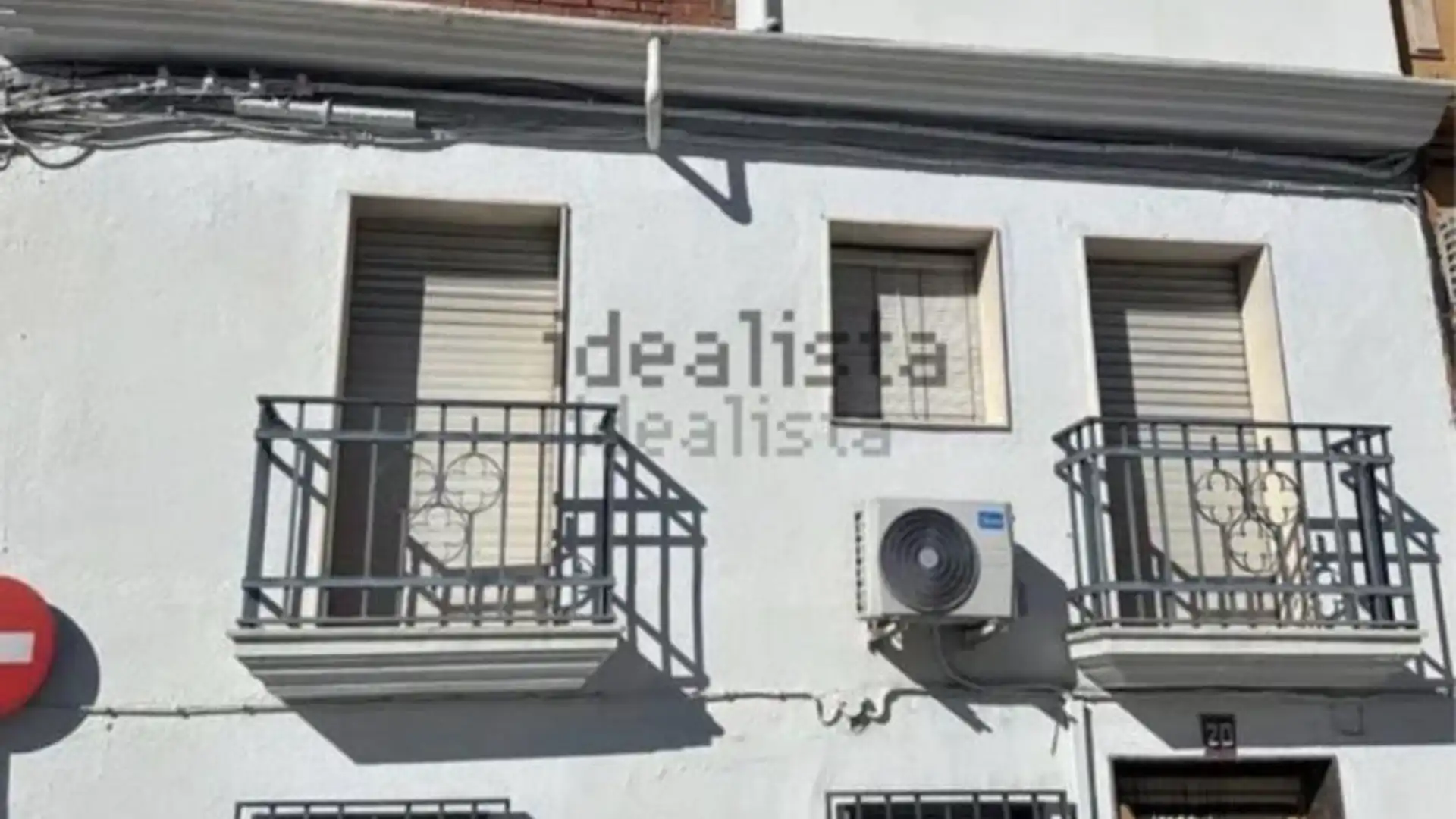 Exterior view of Single-family semi-detached for sale in Priego de Córdoba  with Air Conditioner, Terrace and Balcony