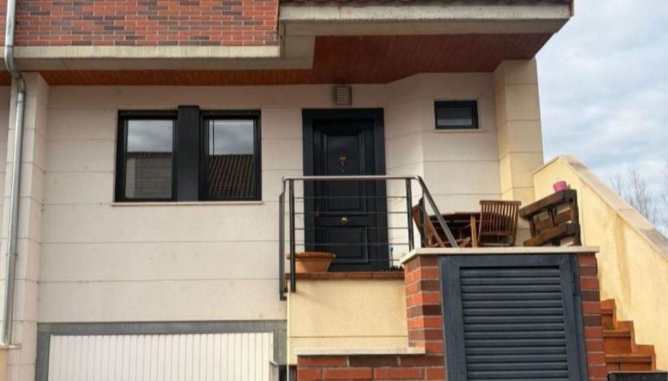 Einfamilien-Reihenhaus zum Verkauf in Calle Escipión, 39, Villabalter, San Andrés del Rabanedo - Bild 1 Foto 1 von Einfamilien-Reihenhaus zum Verkauf in Calle Escipión, 39, Villabalter, San Andrés del Rabanedo