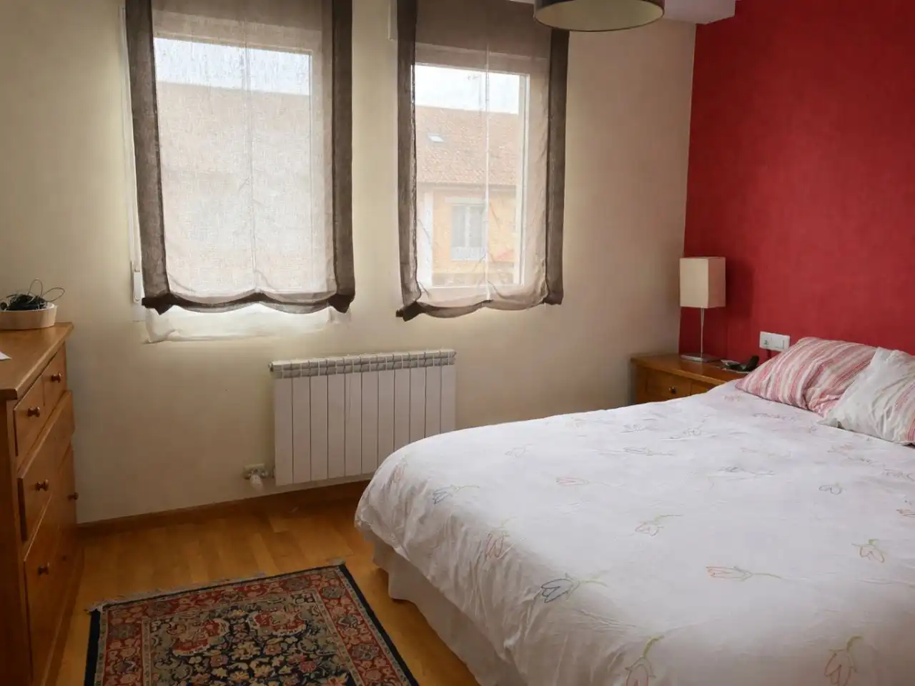 Einfamilien-Reihenhaus zum Verkauf in Calle Escipión, 39, San Andrés del Rabanedo Schlafzimmer von Einfamilien-Reihenhaus zum Verkauf in San Andrés del Rabanedo mit Terrasse
