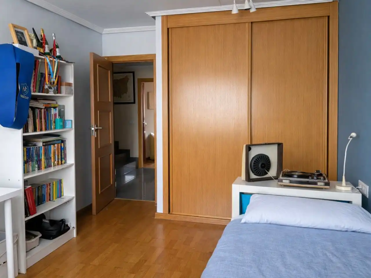 Einfamilien-Reihenhaus zum Verkauf in Calle Escipión, 39, San Andrés del Rabanedo Schlafzimmer von Einfamilien-Reihenhaus zum Verkauf in San Andrés del Rabanedo mit Terrasse