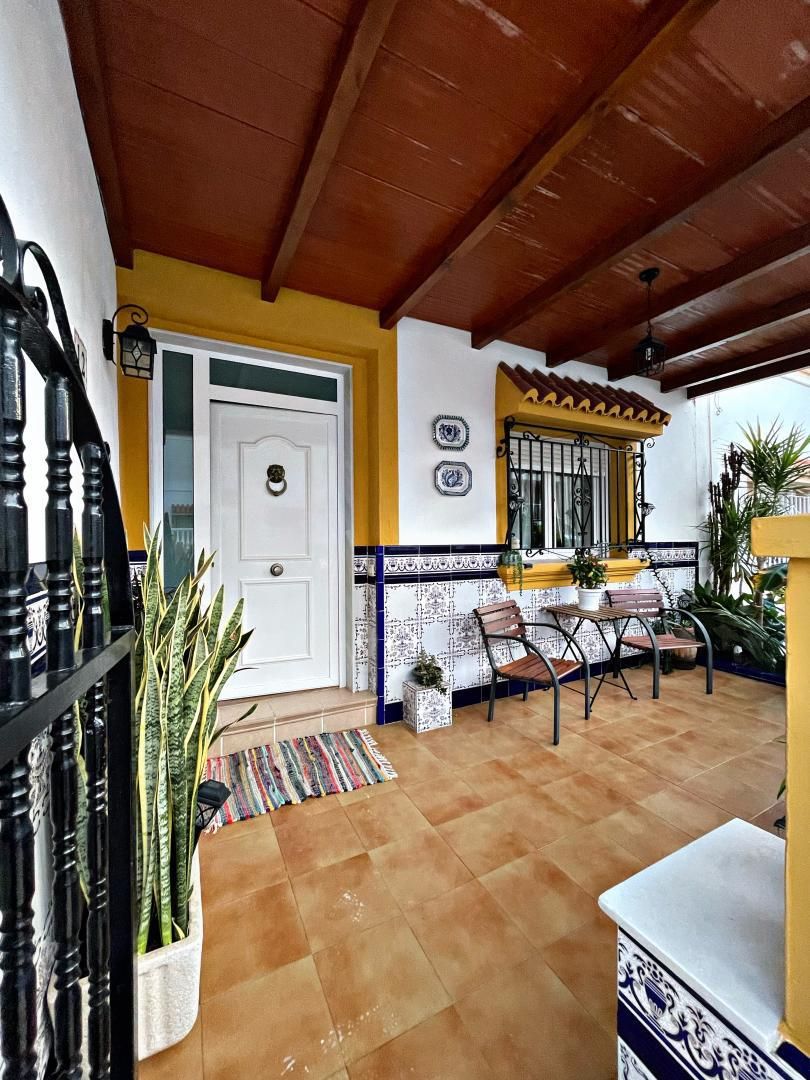 Dúplex en venta en Calle Indalo, 12, Aguadulce Sur Terraza de Dúplex en venta en Roquetas de Mar con Parquet, Terraza y Amueblado