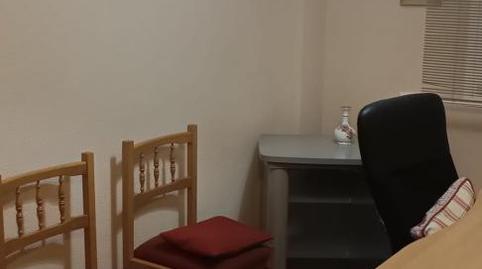 Foto 3 de Piso de alquiler en Avenida de Andalucía, 40, La Zarzuela - San José - Belén, Linares