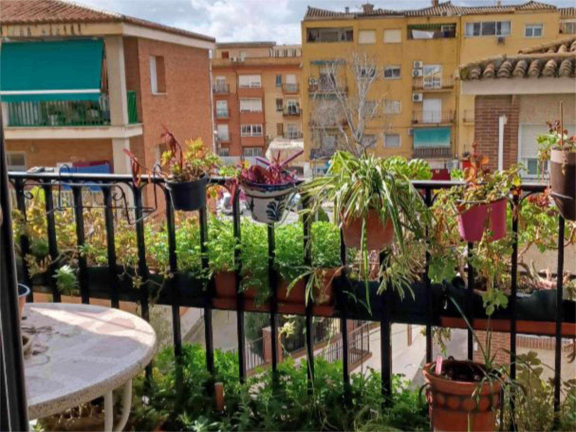 Terrasse von Wohnung zum Verkauf in  Granada Capital mit Klimaanlage, Terrasse und Balkon