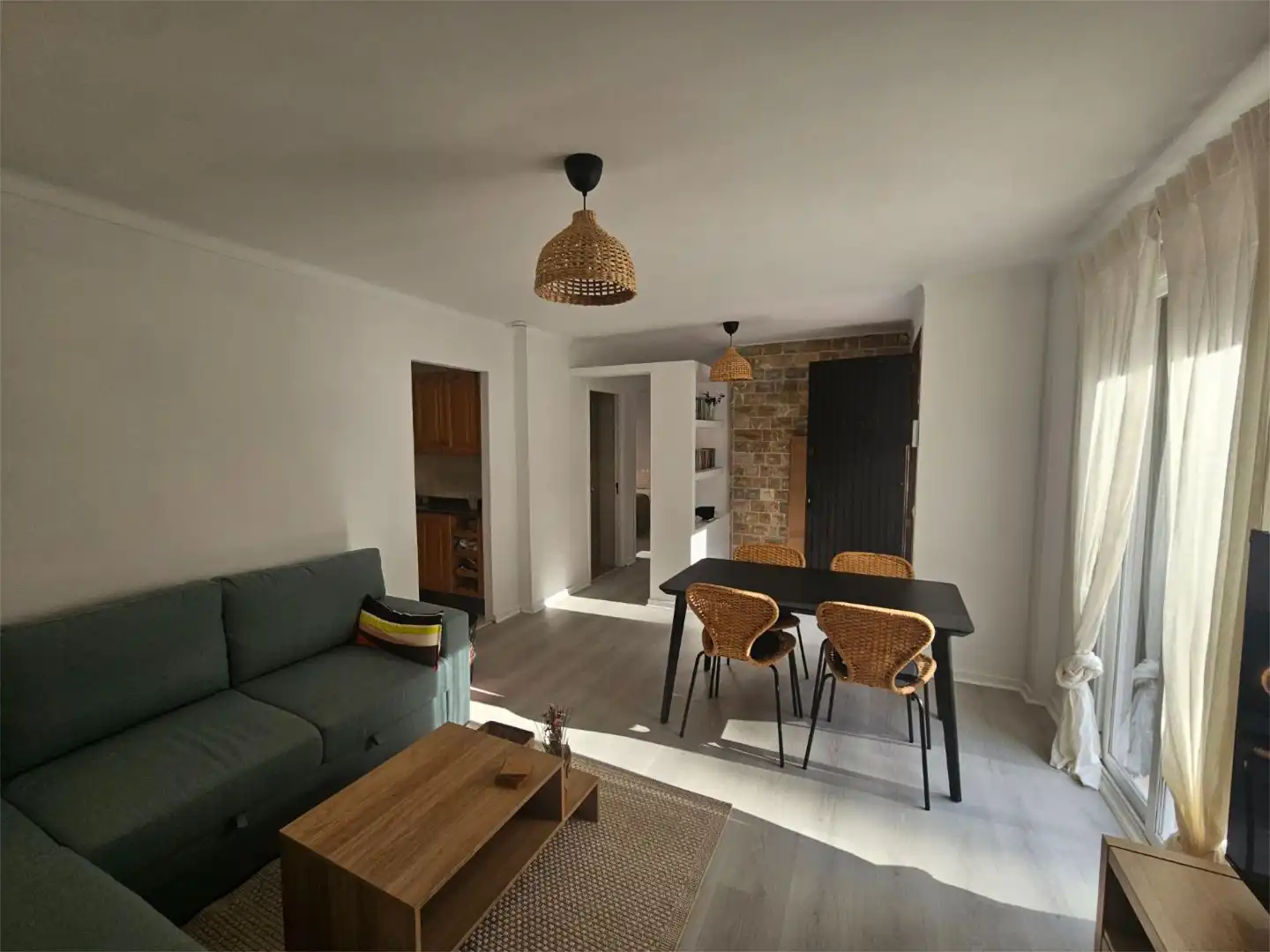 Detached homes for rent in Cala Sant Vicenç
