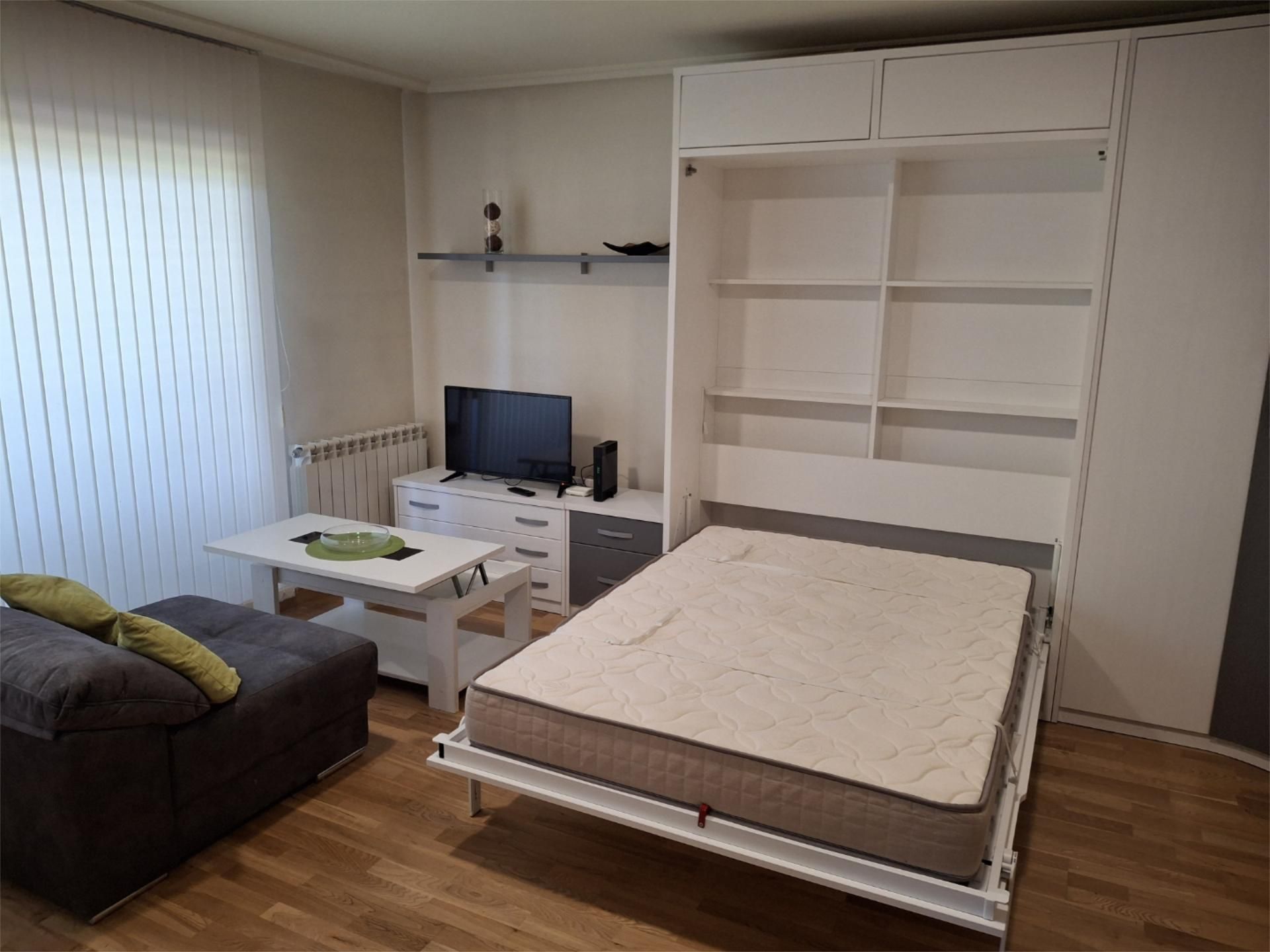 Study for rent in Plaza Prado de los Guzmanes, 7, Santa Marta de Tormes