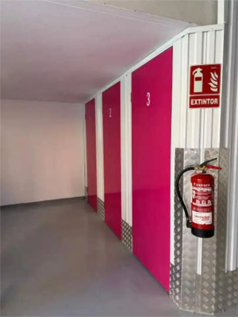Lagerraum zur Miete in Industria Badezimmer von Lagerraum zur Miete in Albacete