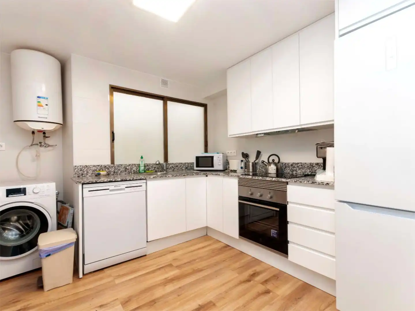 Piso en venta en Carrer Metge en Cosme Bayona, 5, Casco Antiguo - Puerto Cocina de Piso en venta en Benidorm con Aire acondicionado, Terraza y Balcón