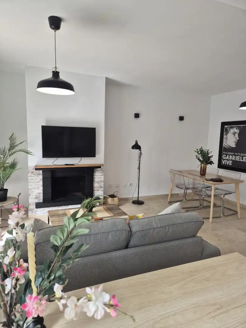 Wohnzimmer von Wohnung zum Verkauf in Marbella mit Klimaanlage, Terrasse und Schwimmbad