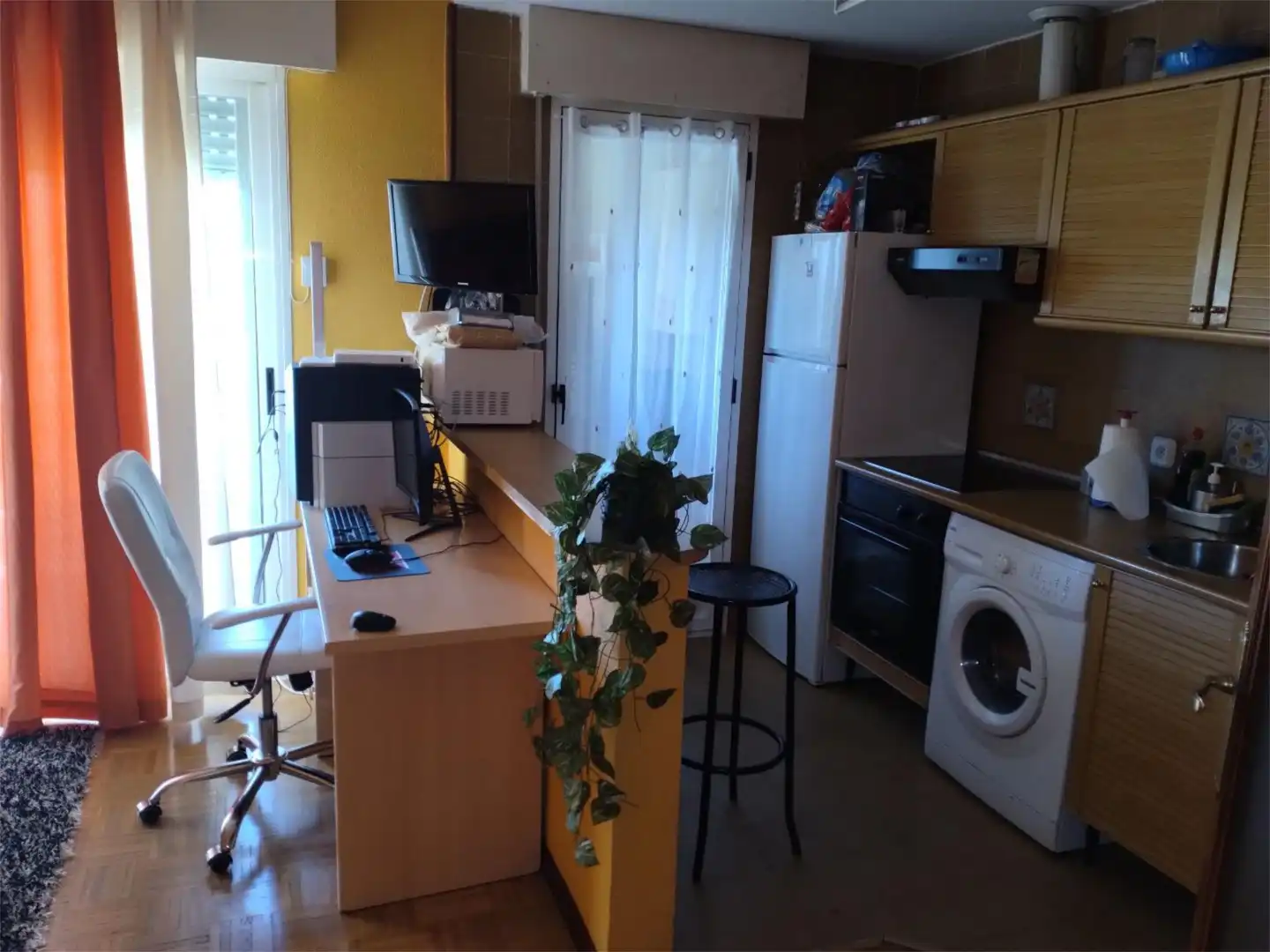 Piso en venta en Avenida Camilo José Cela, 5, Puerta de Toledo - Atalaya Cocina de Piso en venta en Ciudad Real con Aire acondicionado, Calefacción y Jardín privado