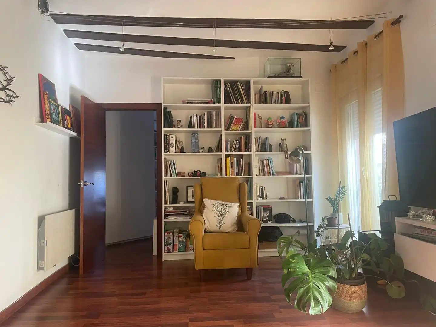 Pis en venda a Carrer de Bailèn, 10, La Roqueta Sala d'estar de Pis en venda en Valencia Capital amb Aire condicionat i Balcó