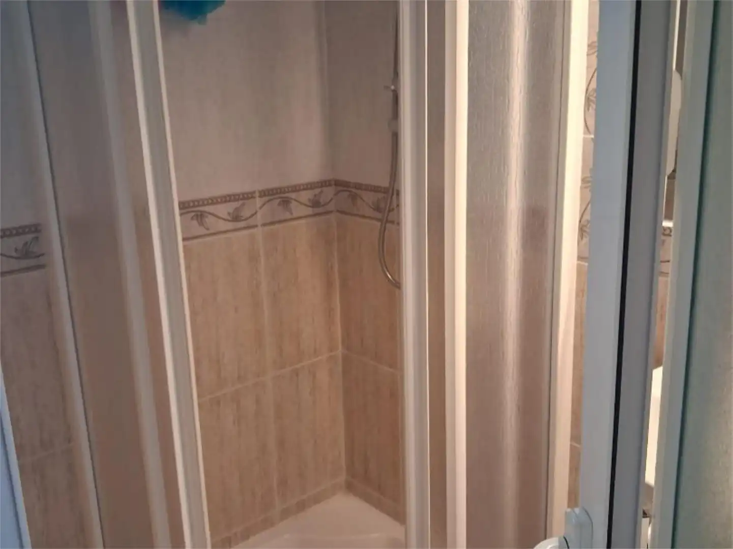 Piso en venta en Calle Ruperto Villaverde, 48, Piedrabuena Baño de Piso en venta en Piedrabuena con Aire acondicionado, Calefacción y Terraza
