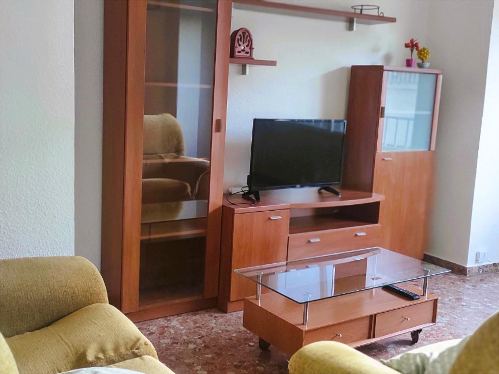 Wohnzimmer von Wohnung zur Miete in Tuéjar mit Klimaanlage und Möbliert