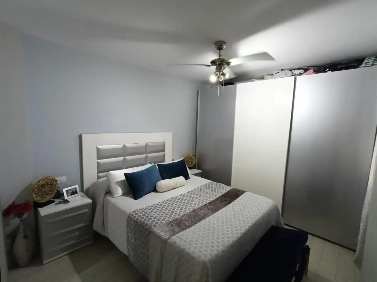 Piso en venta en Calle Juan Sebastián Elcano, 14, Centro - Doña Mercedes Habitación de Piso en venta en Dos Hermanas con Aire acondicionado y Balcón