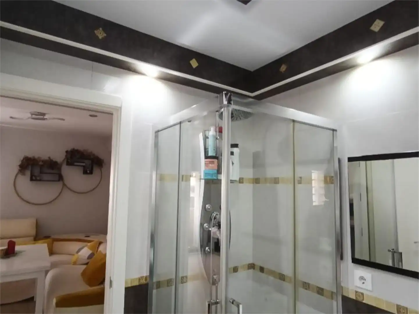 Piso en venta en Calle Juan Sebastián Elcano, 14, Centro - Doña Mercedes Baño de Piso en venta en Dos Hermanas con Aire acondicionado y Balcón