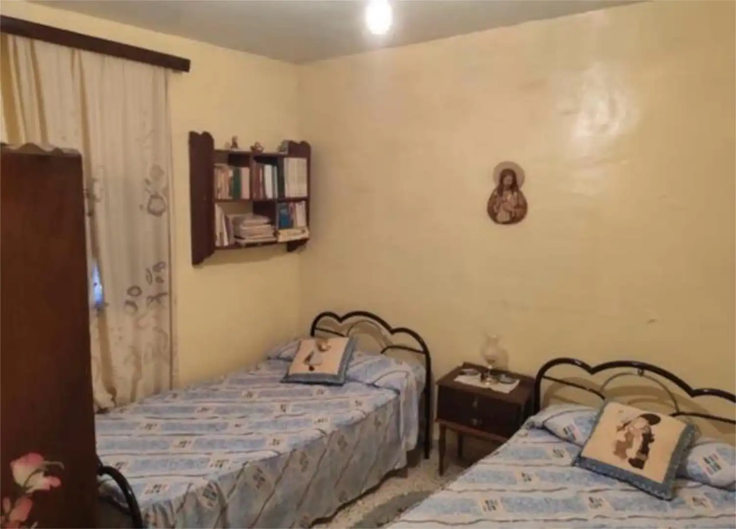 Casa o xalet en venda a Ugíjar Dormitori de Casa o xalet en venda en Ugíjar
