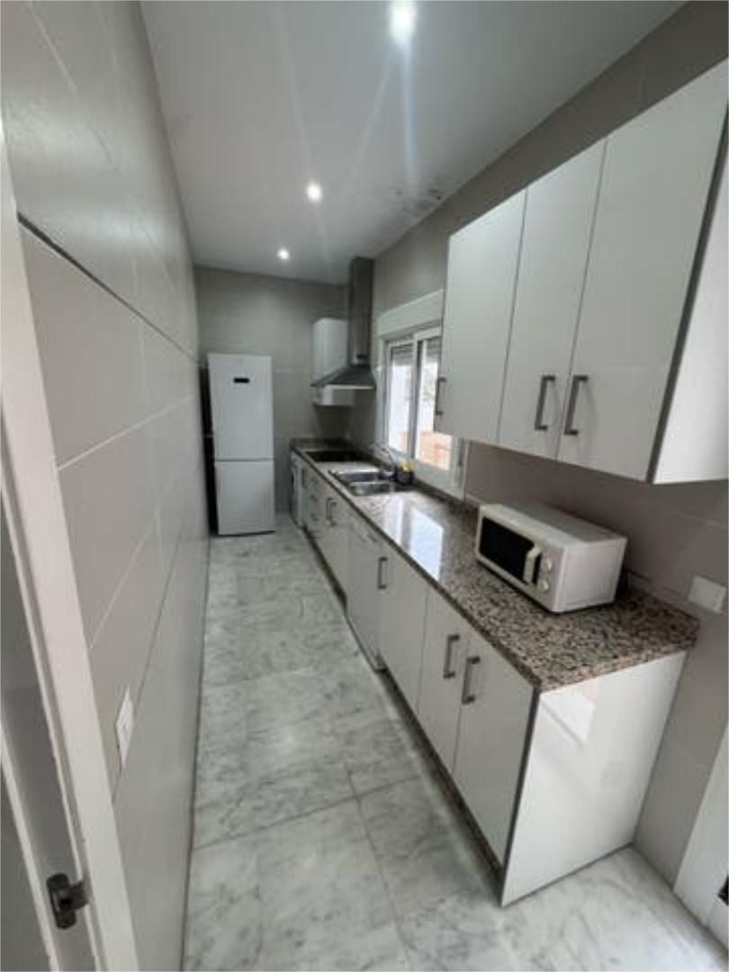 Piso de alquiler en Arenal - La Pólvora