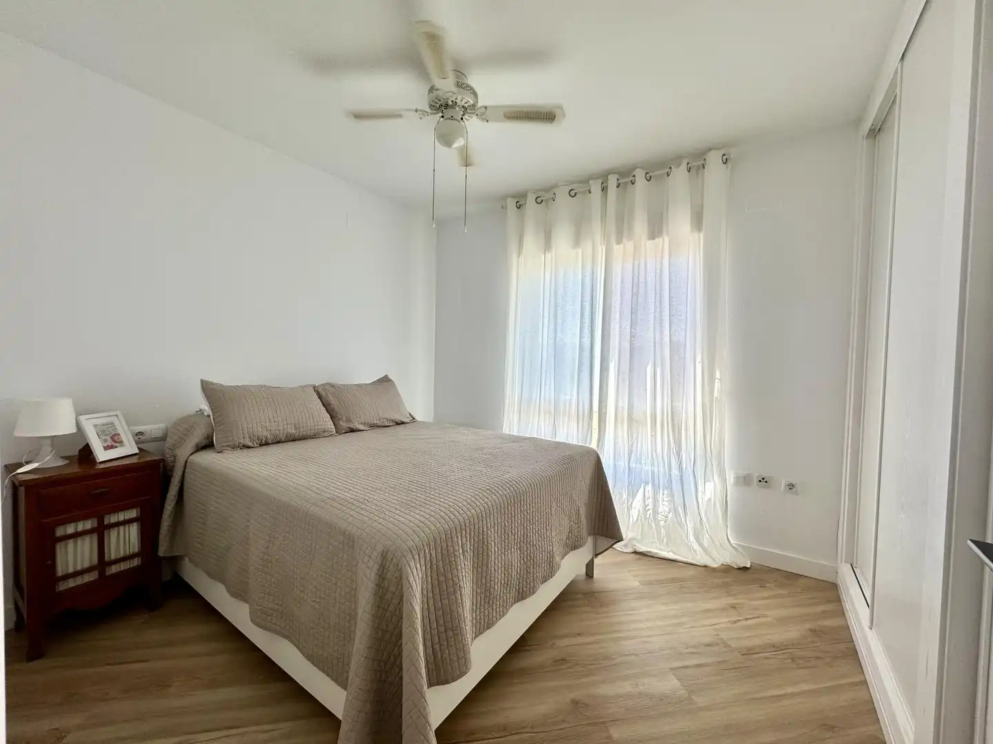 Bedroom of Flat for sale in Rota  with Air Conditioner, Private garden and Terrace