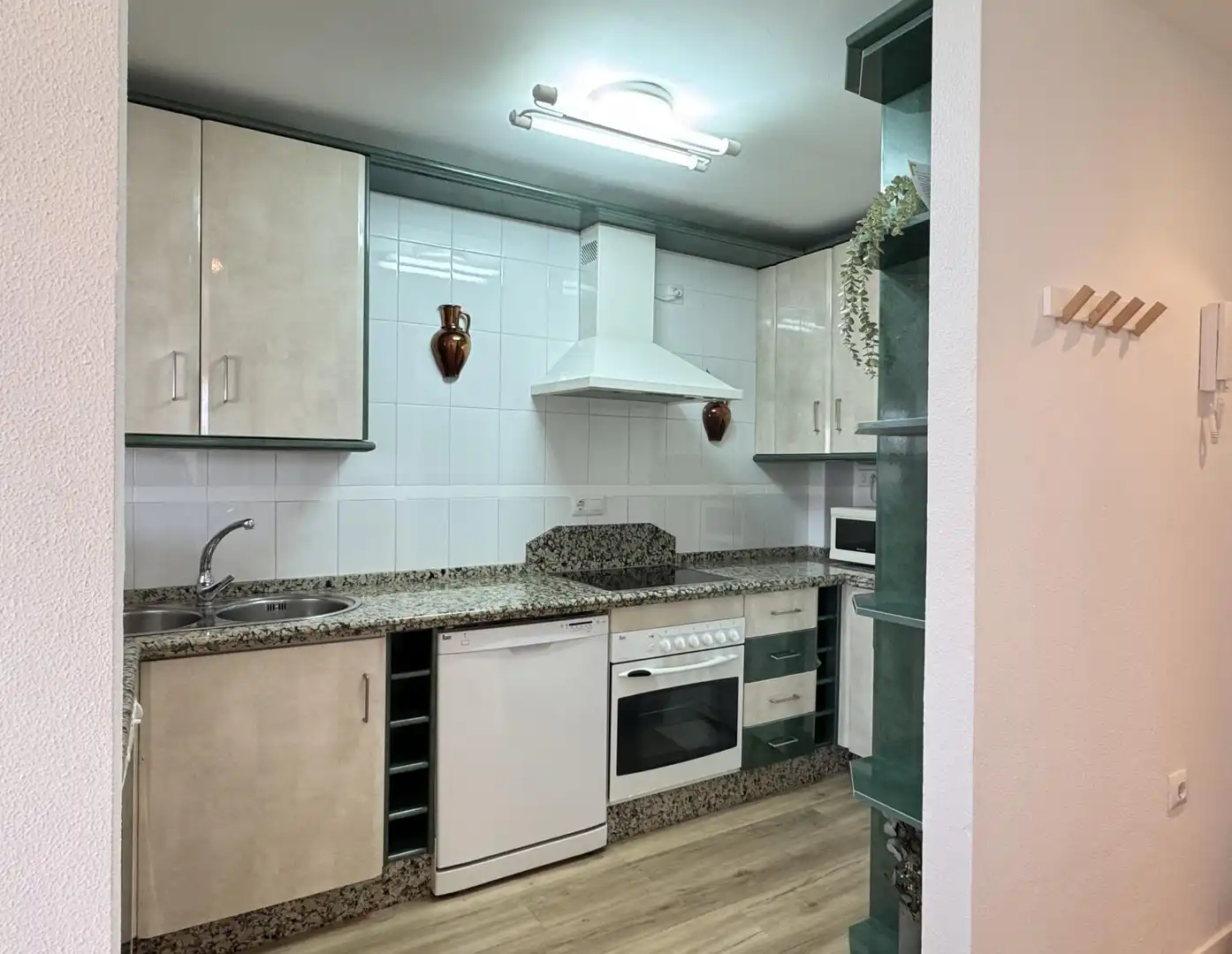 Kitchen of Flat for sale in Rota  with Air Conditioner, Private garden and Terrace