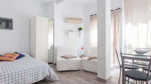 Foto 5 de Estudi de lloguer a Rambla de Méndez Núñez, 43, Barrio del Centro, Alicante / Alacant