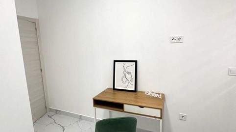 Piso en venta en Calle Moscatel, 1, Cortijo Bazán - Los Casinis - Los Cipreses, Málaga Capital - imagen 5 Foto 5 de Piso en venta en Calle Moscatel, 1, Cortijo Bazán - Los Casinis - Los Cipreses, Málaga Capital