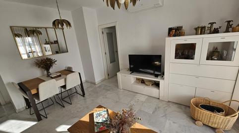 Foto 4 de Piso de alquiler en Avenida Felipe González Márquez, 4, Entrenúcleos, Dos Hermanas