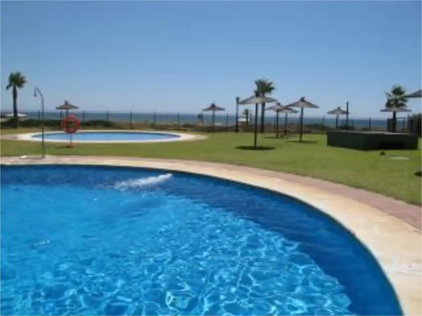 Ático de alquiler en CA-2216, 12, Atlanterra Piscina de Ático de alquiler en Zahara de los Atunes con Aire acondicionado, Calefacción y Terraza