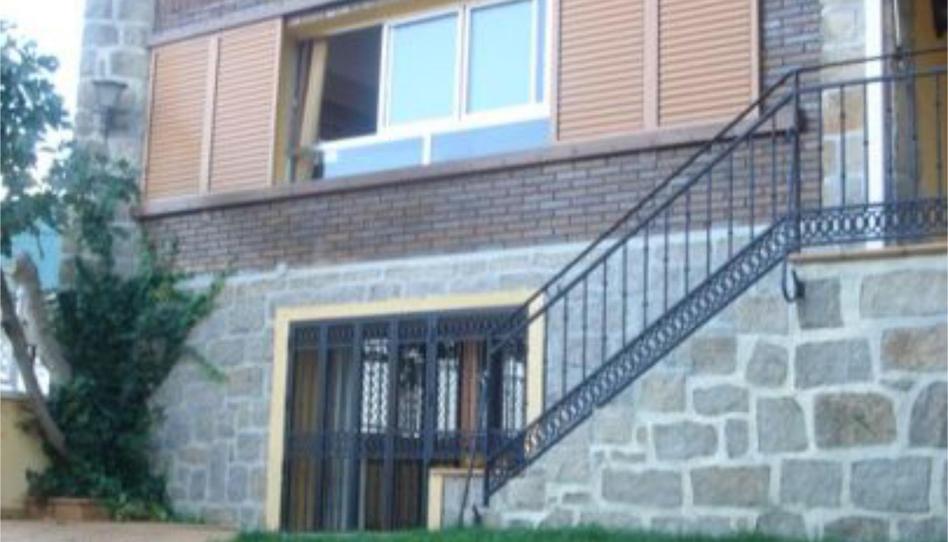 Casa o chalet en venta en Travesia de la Ladera, 5, El Tiemblo , Ávila - imagen 1 Foto 1 de Casa o chalet en venta en Travesia de la Ladera, 5, El Tiemblo , Ávila