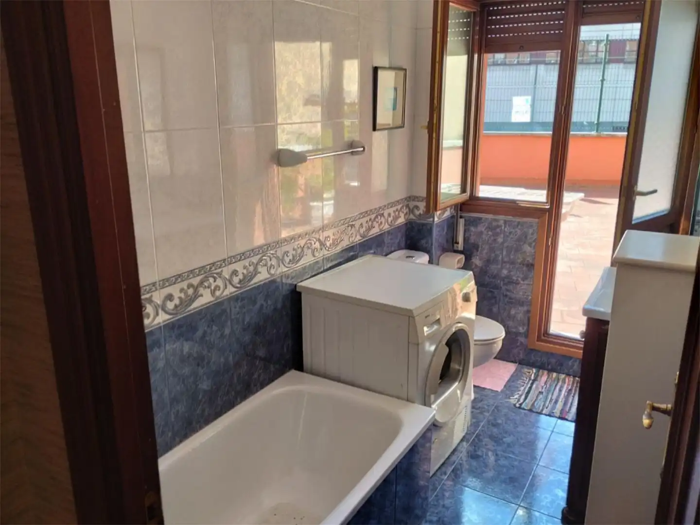 Bathroom of Flat for sale in Langreo  with Heating, Parquet flooring and Terrace