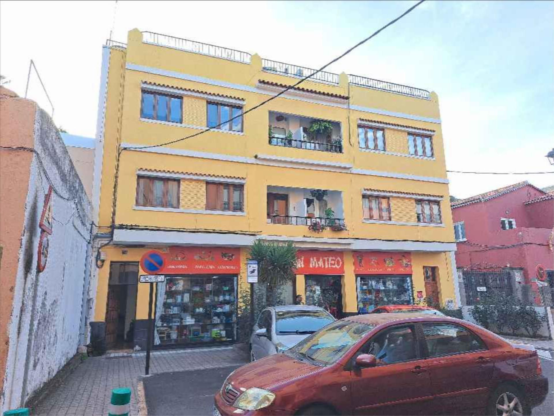 Vista exterior de Piso en venta en Vega de San Mateo con Balcón