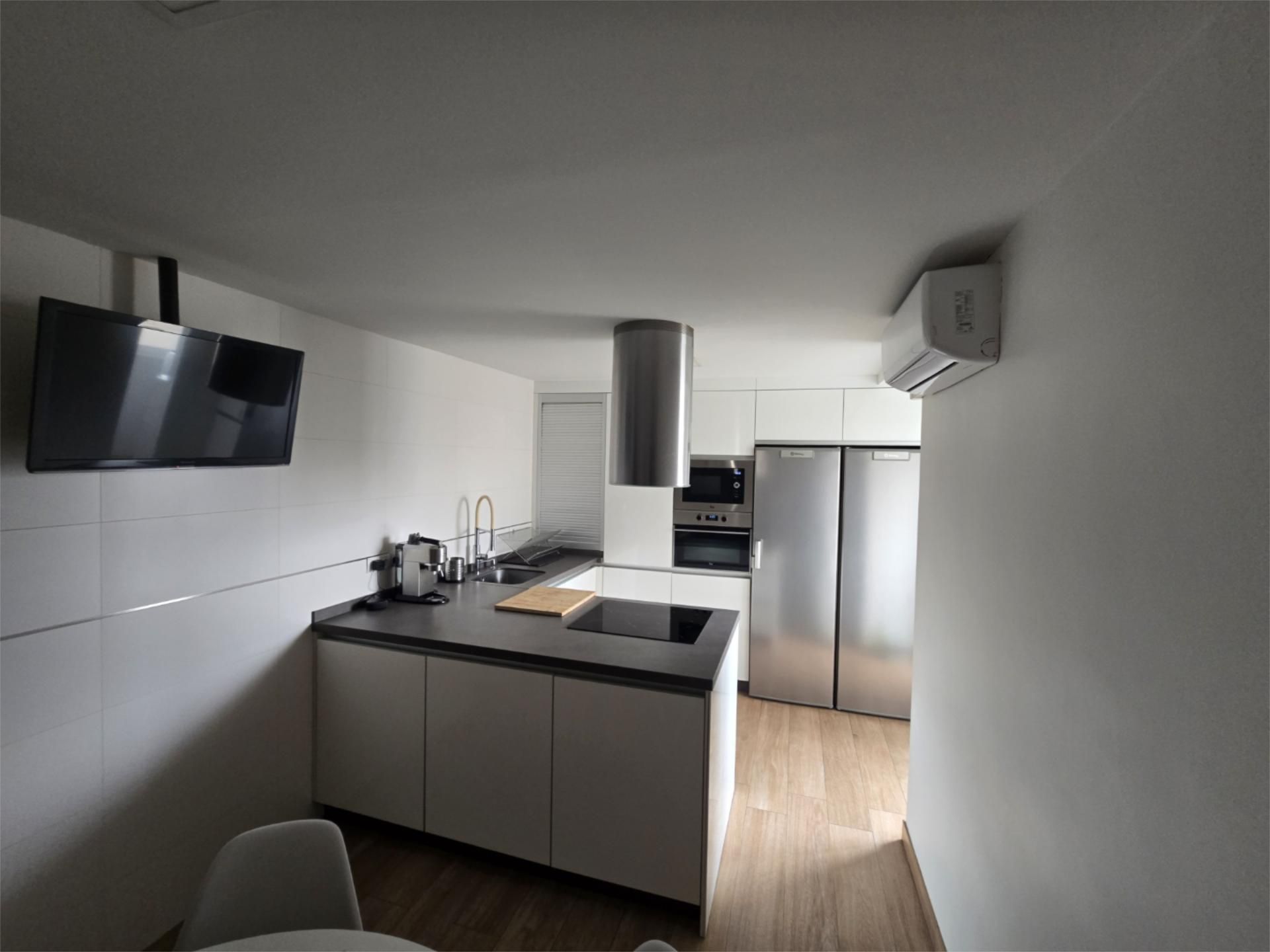 Kitchen of Flat for sale in Mairena del Aljarafe  with Air Conditioner and Terrace