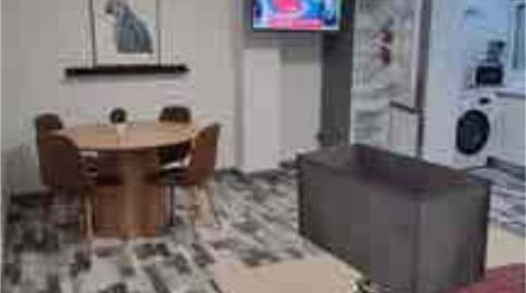 Foto 2 de Piso de alquiler en Campamento, Madrid Capital