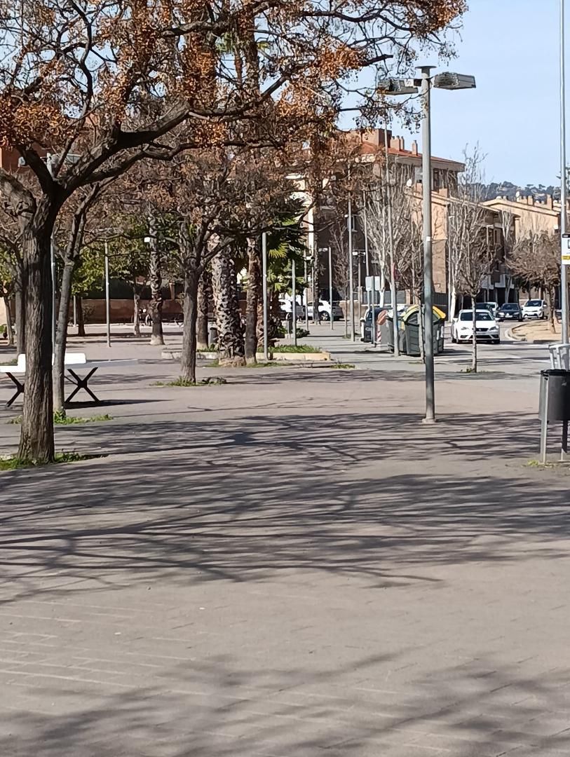Casa adosada en venta en Avinguda de Josep Tarradellas, 12, Centre Vista exterior de Casa adosada en venta en Viladecans con Terraza
