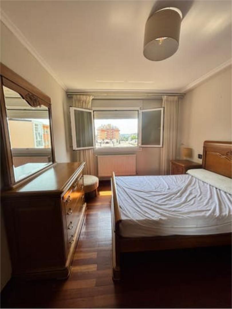 Dormitori de Pis en venda en Lugo Capital amb Calefacció, Jardí privat i Traster