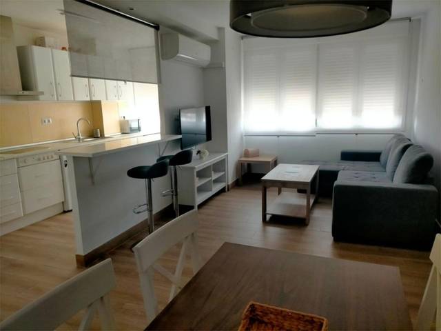 Piso en Venta en Calle Ahmed Ben Basso, 6 en Barriada de Pineda