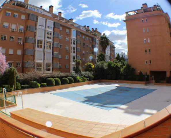 Piso en Alquiler en PAU de Carabanchel