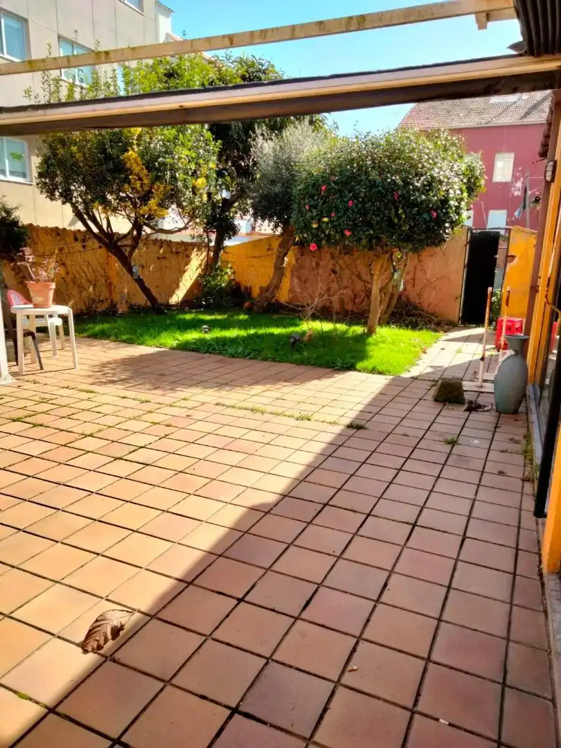 Casa o xalet en venda a Rúa Naval, 6, Liáns Jardí de Casa o xalet en venda en Oleiros