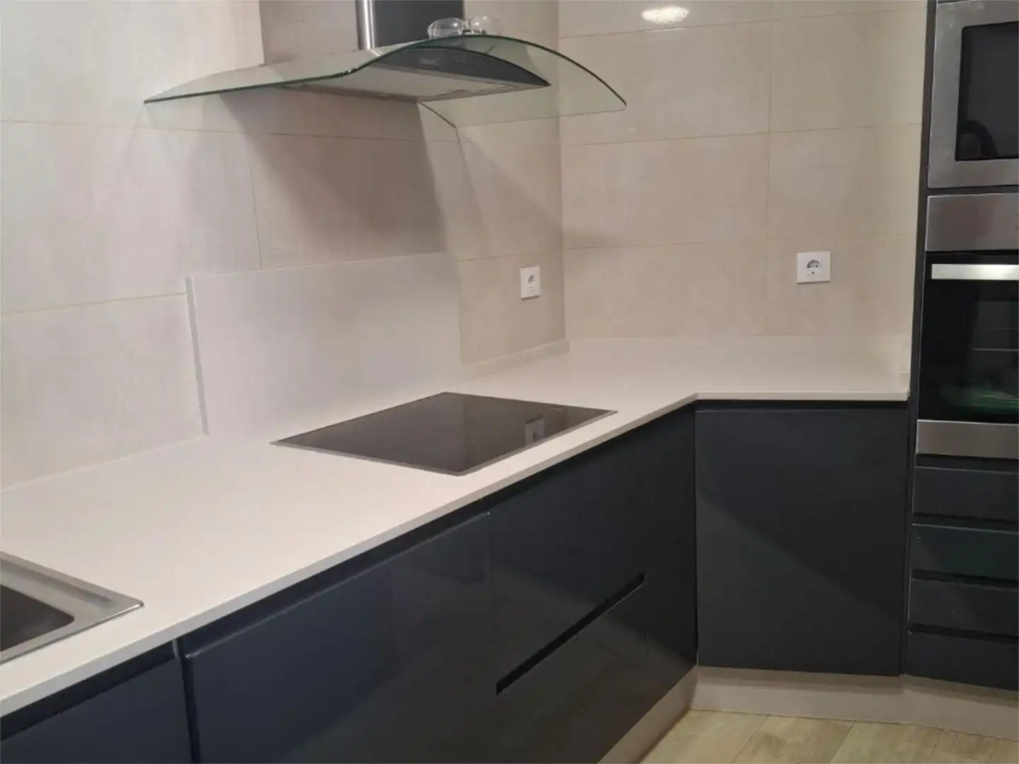 Flat for sale in Calle Agustina de Aragón, 63, Villafranca de los Barros Kitchen of Flat for sale in Villafranca de los Barros with Air Conditioner