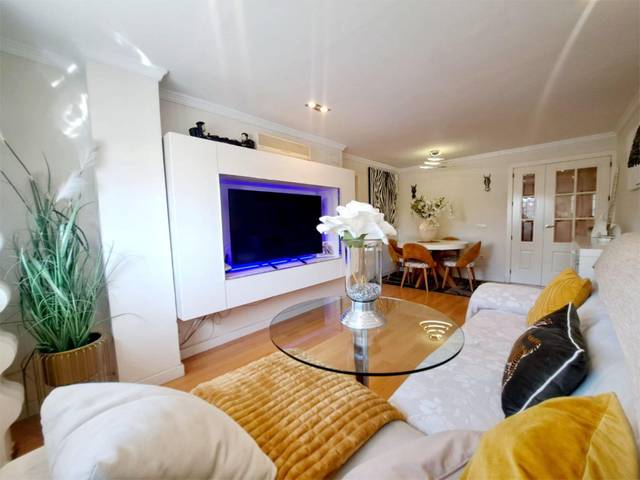 Piso en Venta en Calle Don Cristian, 3 en Perchel Norte