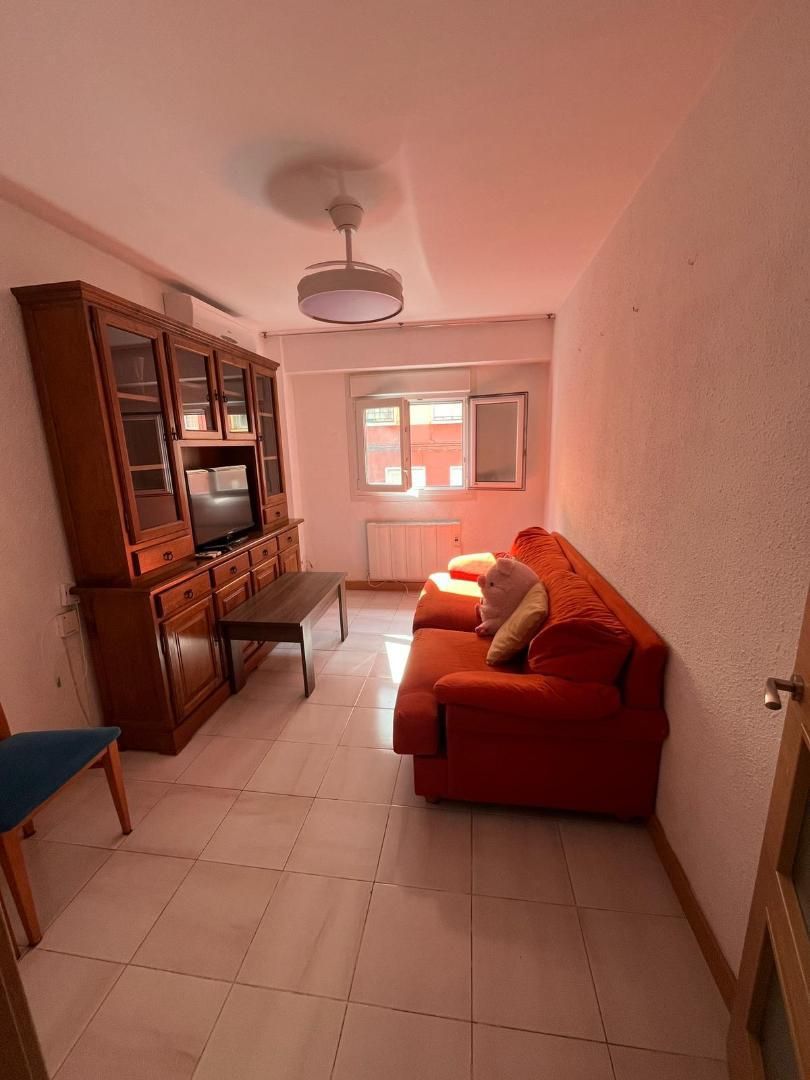 Wohnzimmer von Wohnung zum Verkauf in  Zaragoza Capital mit Klimaanlage