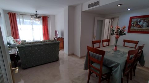 Foto 2 de Piso de alquiler en Avenida General López Domínguez, 16a, Los Jardines de Marbella - La Ermita, Marbella