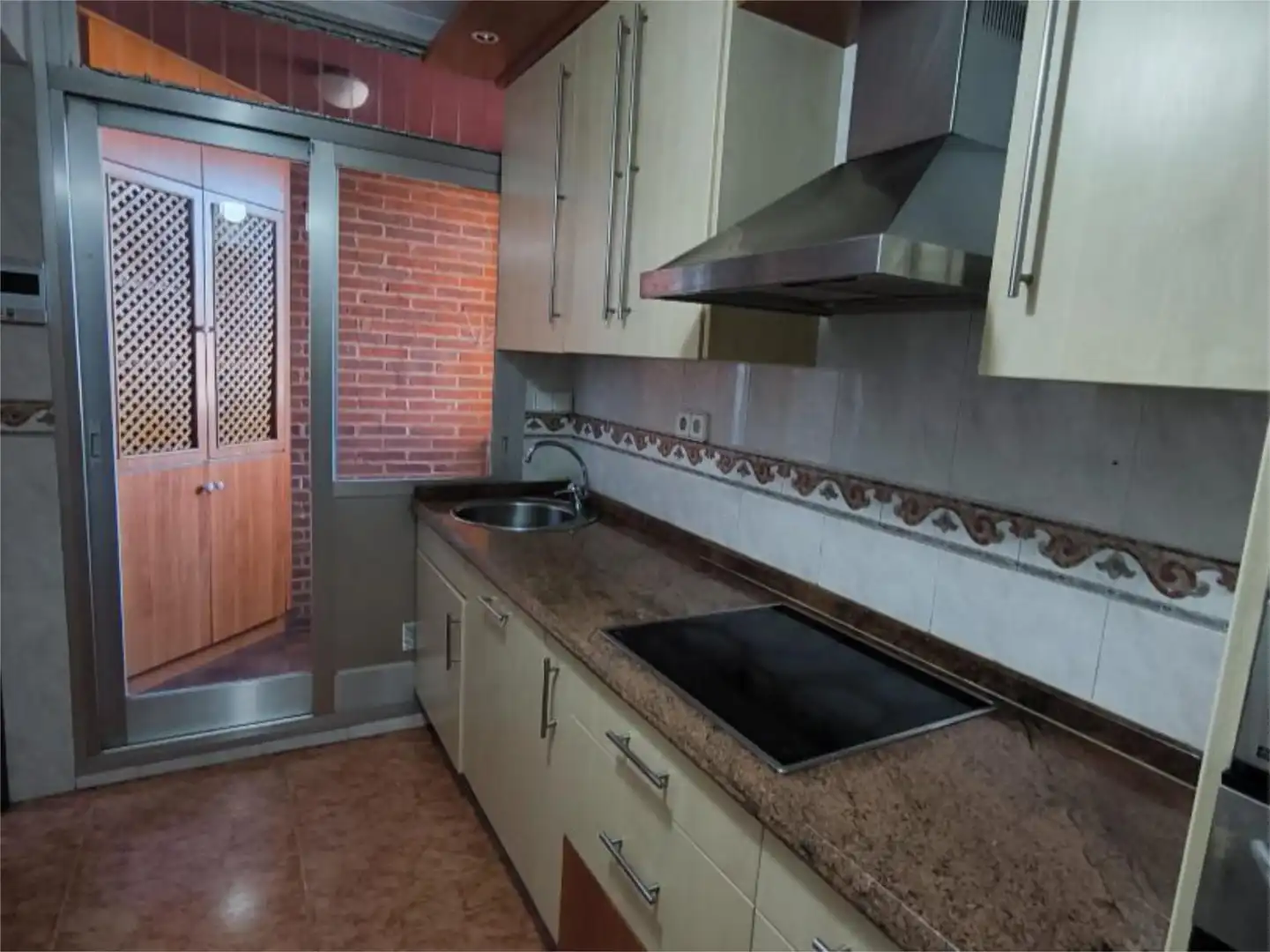 Cuina de Pis de lloguer en Valladolid amb Calefacció, Parquet i Traster