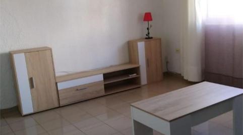 Foto 4 de Piso de alquiler en Avenida Manuel Reina, 55, Puente Genil, Córdoba