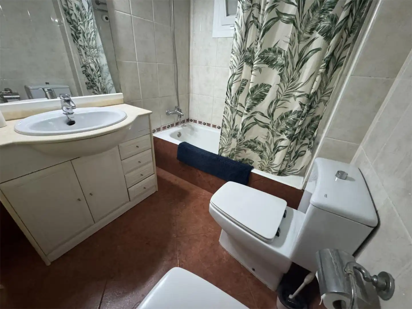 Piso en venta en Carrer de Francesc Martí i Móra, 5, Son Cotoner Baño de Piso en venta en Palma de Mallorca con Aire acondicionado, Calefacción y Terraza