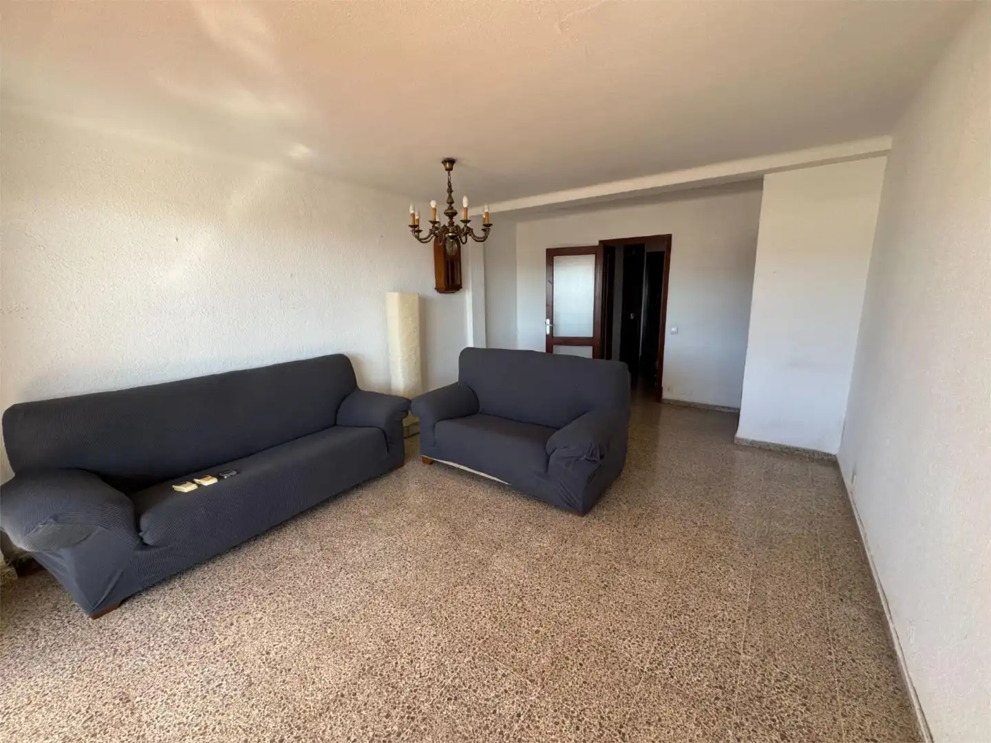 Piso en venta en Carrer de Francesc Martí i Móra, 5, Son Cotoner Sala de estar de Piso en venta en Palma de Mallorca con Aire acondicionado, Calefacción y Terraza