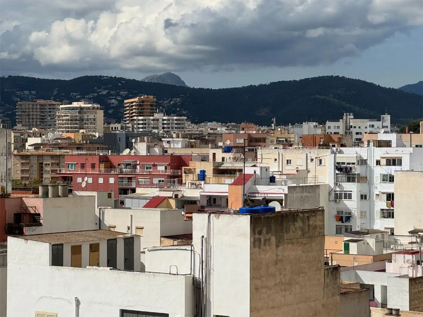 Piso en venta en Carrer de Francesc Martí i Móra, 5, Son Cotoner Vista exterior de Piso en venta en Palma de Mallorca con Aire acondicionado, Calefacción y Terraza