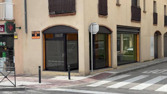 Local comercial en Alquiler en Carrer Sant Antoni, 5 en La Pobla de Montornès