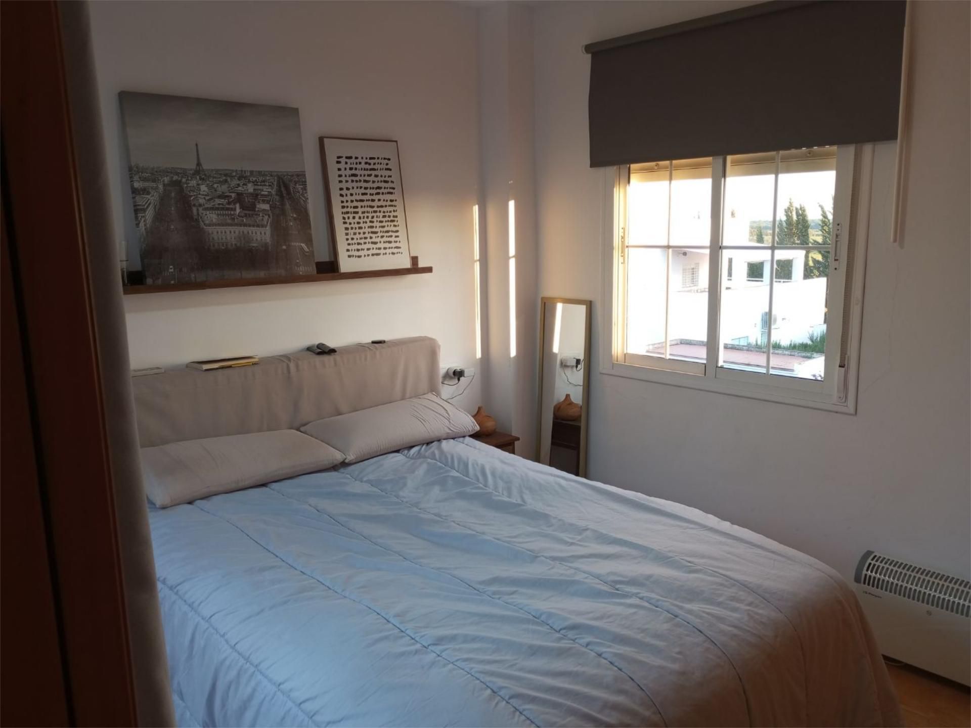 Bedroom of Flat for rent in Aznalcázar  with Air Conditioner, Heating and Private garden