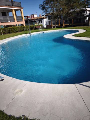 Piso en Alquiler en Urbanización Puente Esuri, 2609 en Costa Esuri