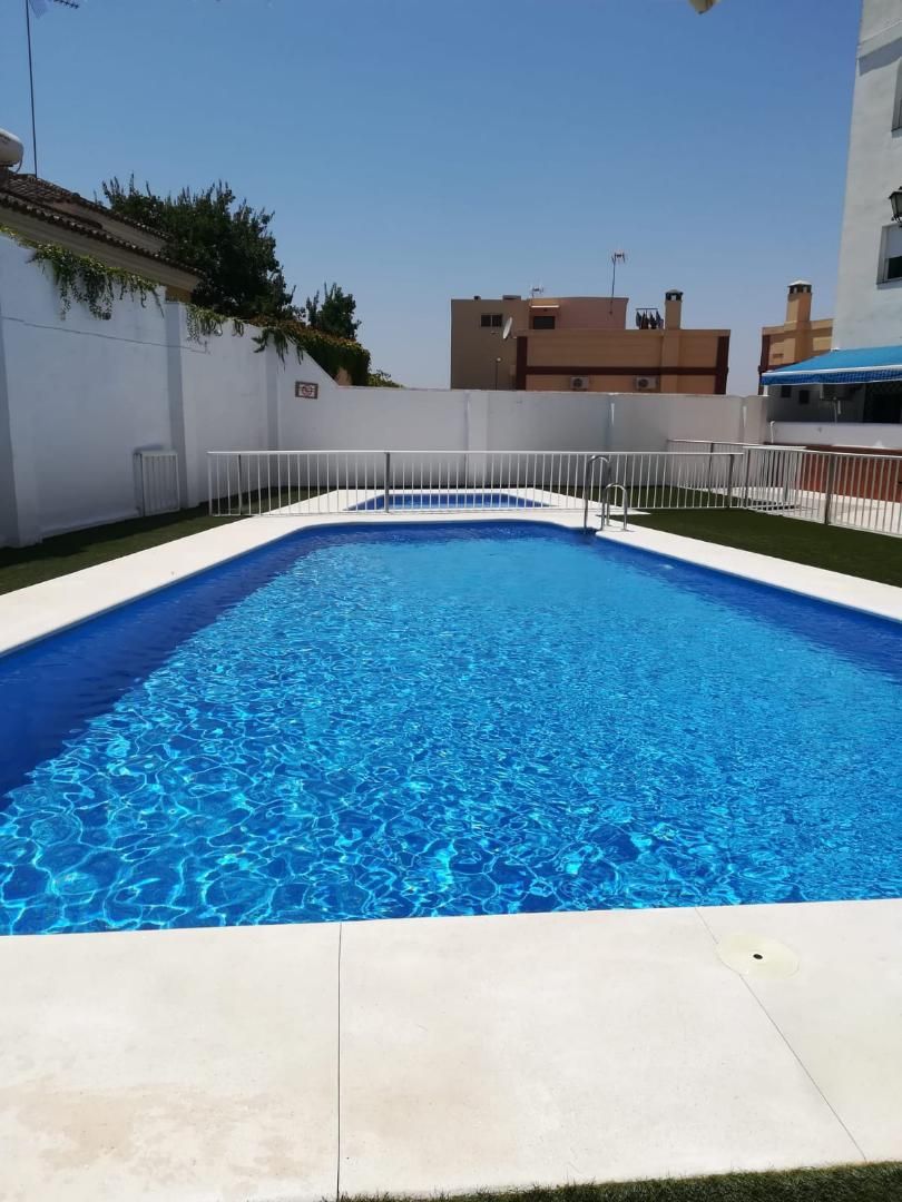 Swimming pool of Flat for sale in Alcalá de Guadaira  with Air Conditioner, Terrace and Swimming Pool