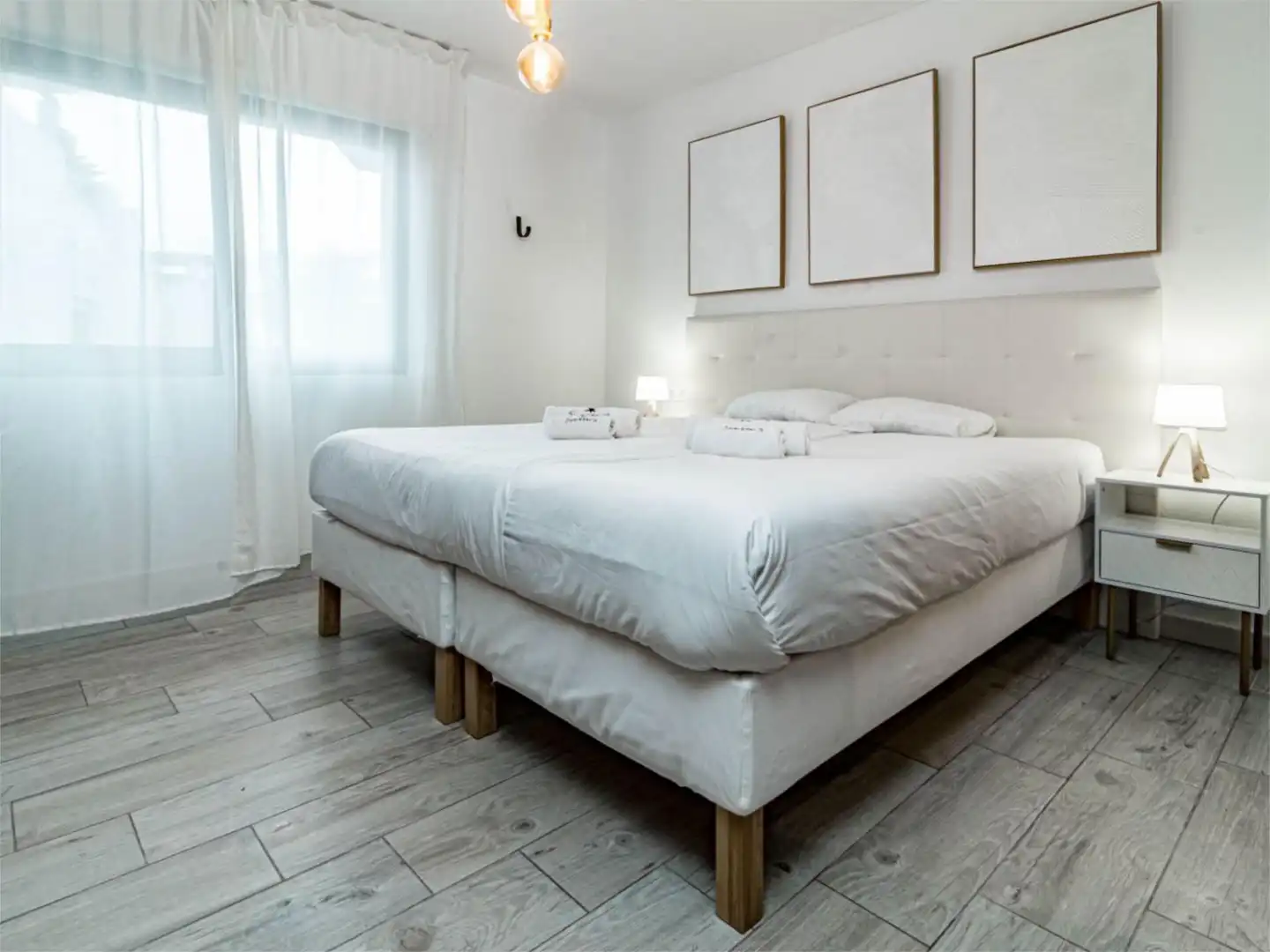 Piso en venta en Avenida las Mimosas, 51, Nueva Alcántara Habitación de Piso en venta en Marbella con Aire acondicionado